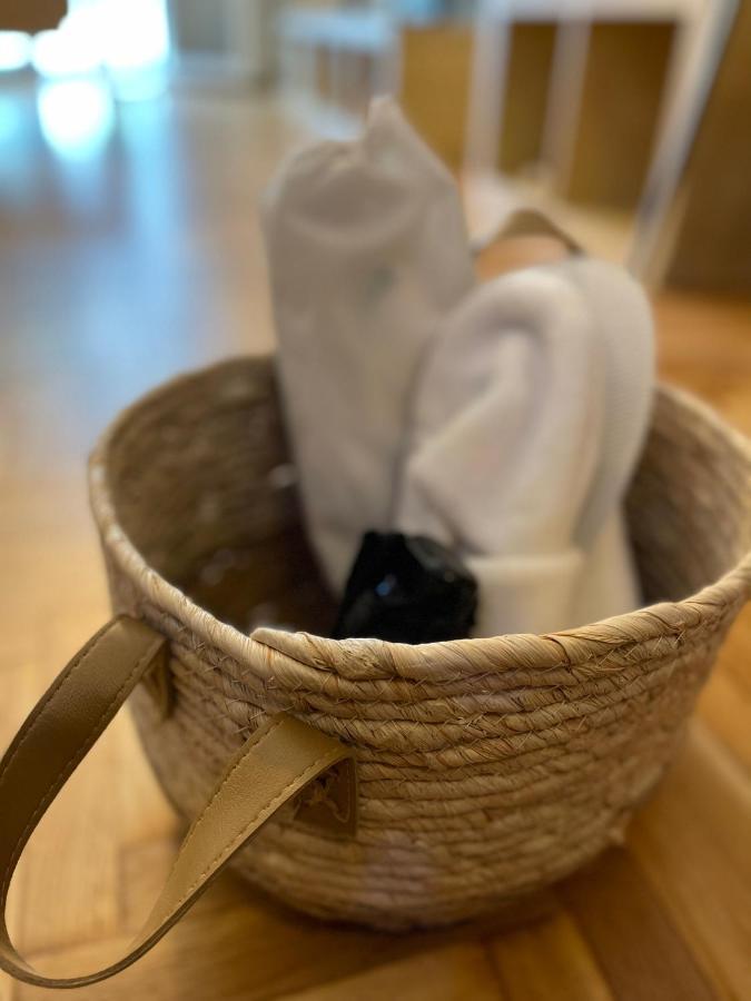 Christina-Anna Athens City Center Walking Distance To Everywhere And Acropolis, In One Of The Most Favorable Locations By National Gardens And Zoo, Hellenic Parliament In Syntagma And Stylish Exquisite Kolonaki Cozy Renovated Apartment Eksteriør billede