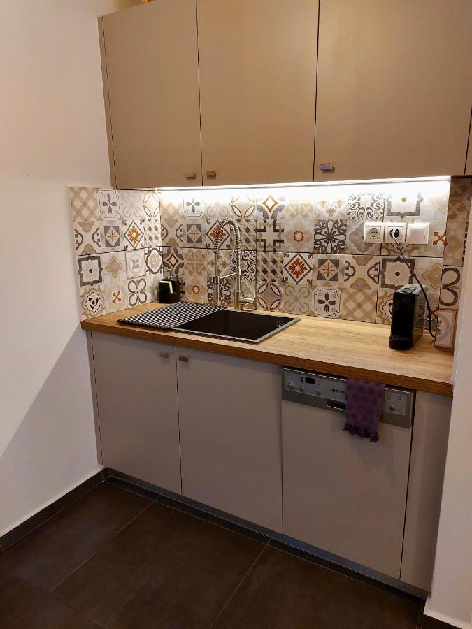 Christina-Anna Athens City Center Walking Distance To Everywhere And Acropolis, In One Of The Most Favorable Locations By National Gardens And Zoo, Hellenic Parliament In Syntagma And Stylish Exquisite Kolonaki Cozy Renovated Apartment Eksteriør billede