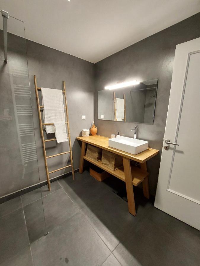 Christina-Anna Athens City Center Walking Distance To Everywhere And Acropolis, In One Of The Most Favorable Locations By National Gardens And Zoo, Hellenic Parliament In Syntagma And Stylish Exquisite Kolonaki Cozy Renovated Apartment Eksteriør billede